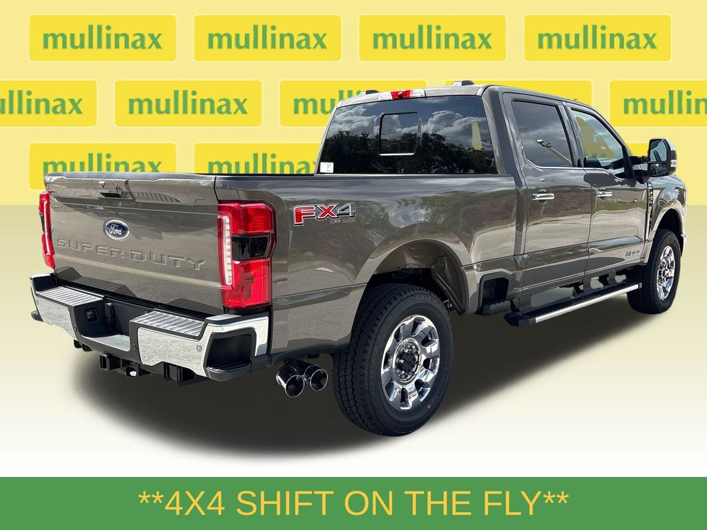 New 2026 Gray Ford Lariat image 4