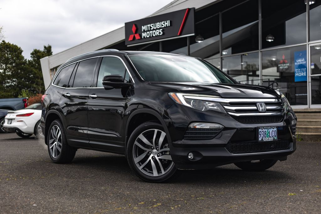 Crystal Black Pearl 2018 Honda Pilot Touring AWD SUV / Crossover All-Wheel Drive 9-Speed Automatic