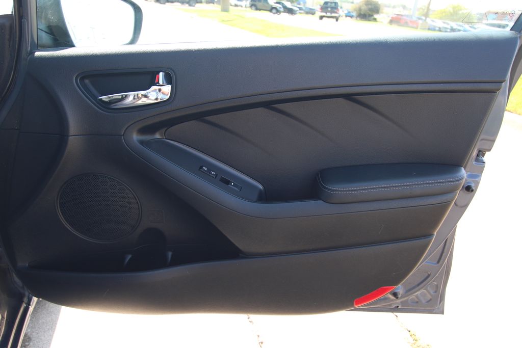 Used 2015 Kia Forte Sedan