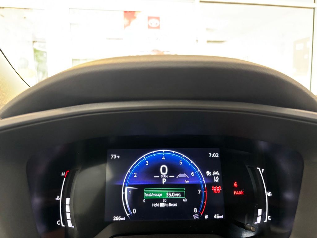 2026 Toyota Corolla LE - Photo 15