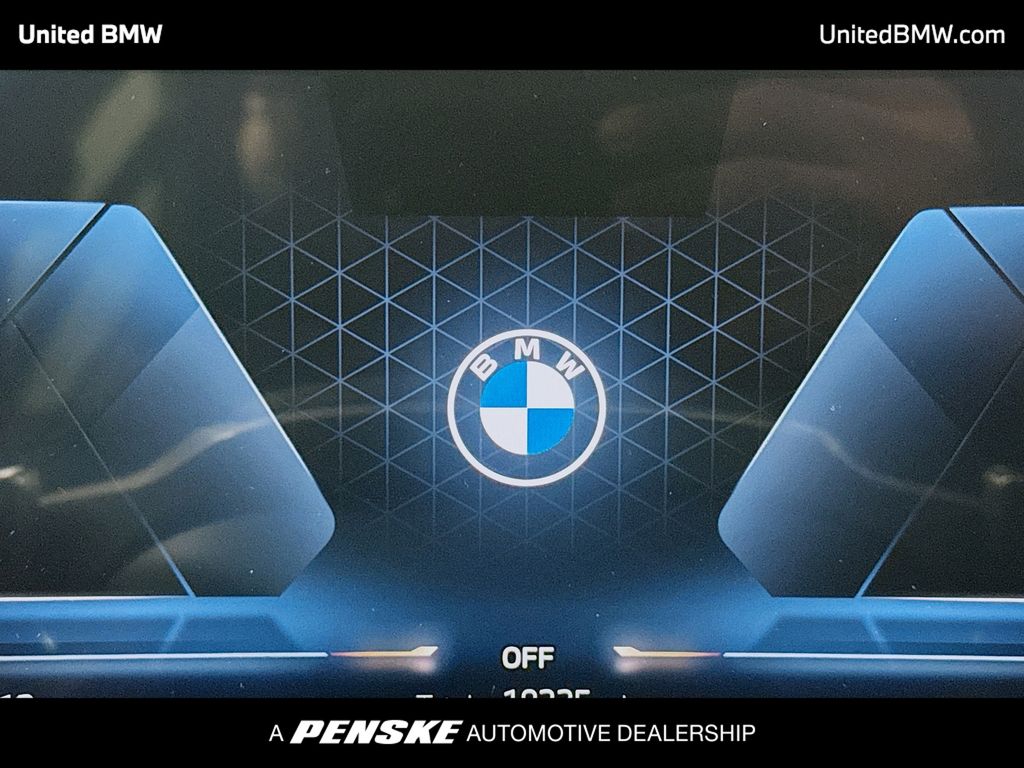 Thumbnail: 2025 BMW 3 Series - 7