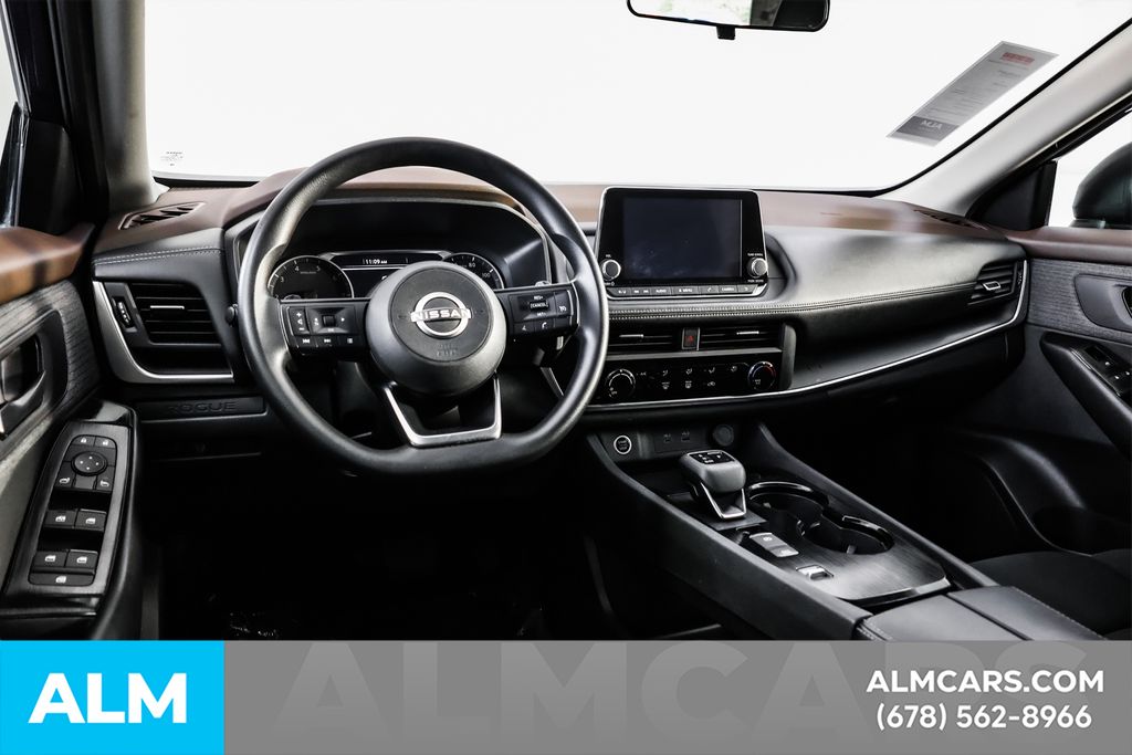 Used 2023 Blue Nissan S image 25