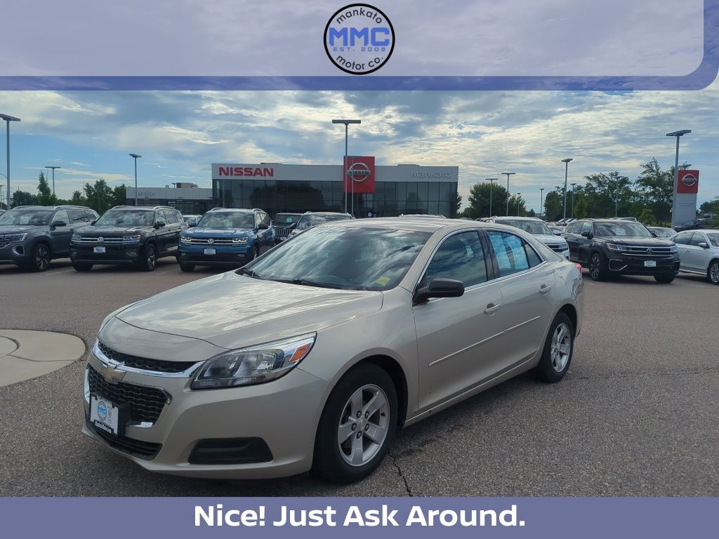 Champagne Silver Metallic 2015 Chevrolet Malibu Sedan Front-Wheel Drive 6-Speed Automatic Overdrive