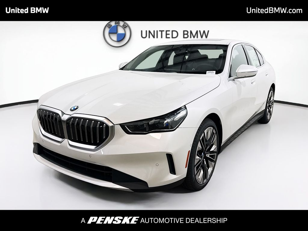 Thumbnail: 2026 BMW 5 Series - 1
