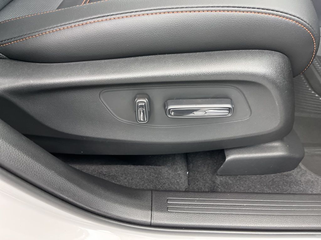 2025 Honda CR-V Sport-L 8