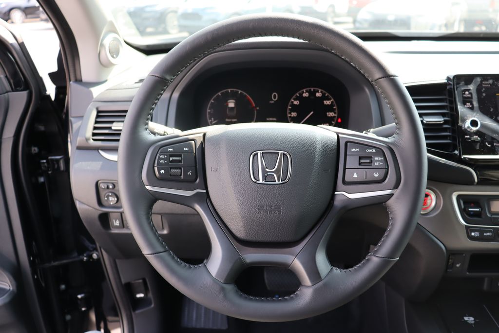 Thumbnail: 2025 Honda Ridgeline - 30