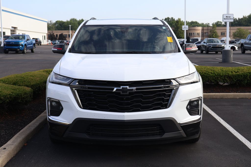 Thumbnail: 2023 Chevrolet Traverse - 2