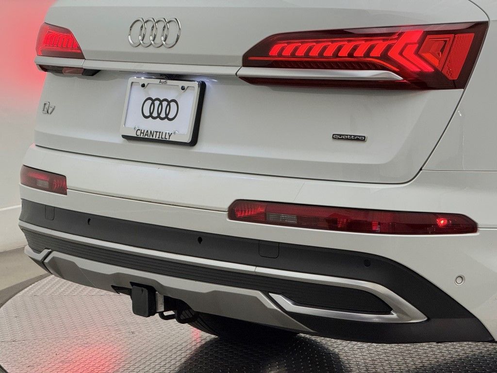 Thumbnail: 2021 Audi Q7 - 14
