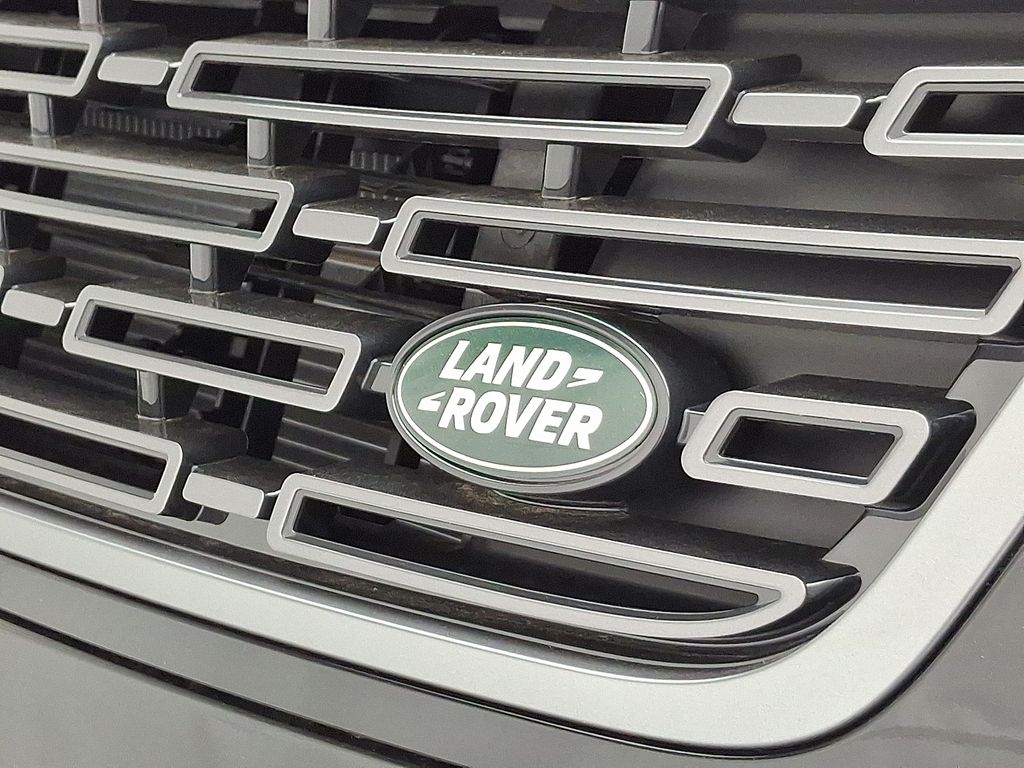 2026 Land Rover Range Rover Velar S 19
