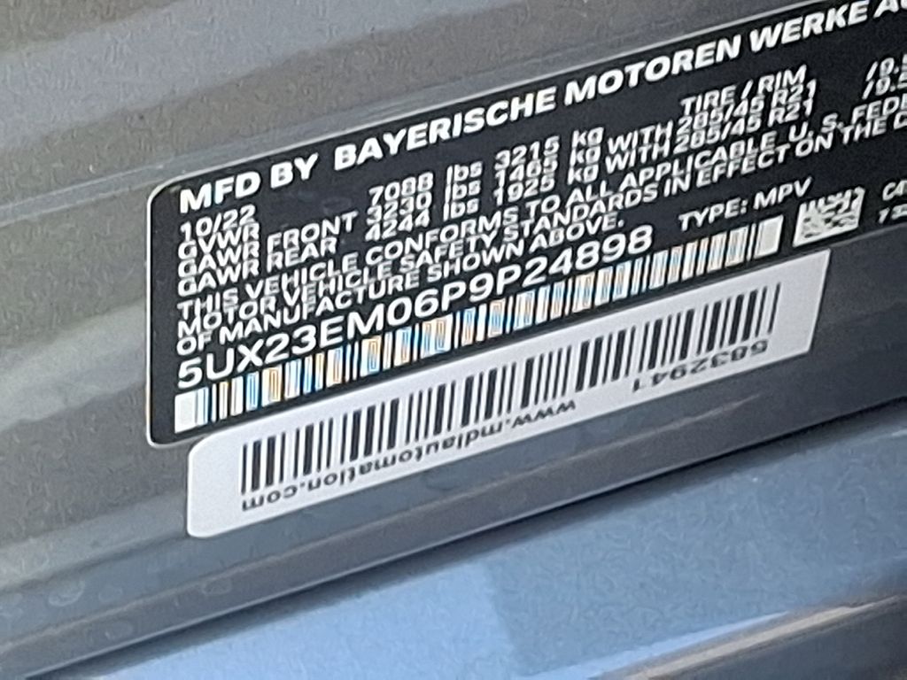 2023 BMW X7 xDrive40i 27