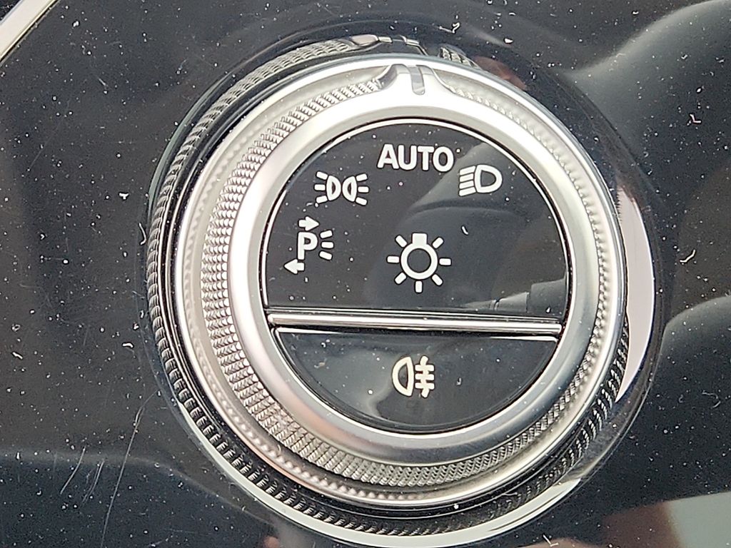 Thumbnail: 2026 Mercedes-Benz E-Class - 28