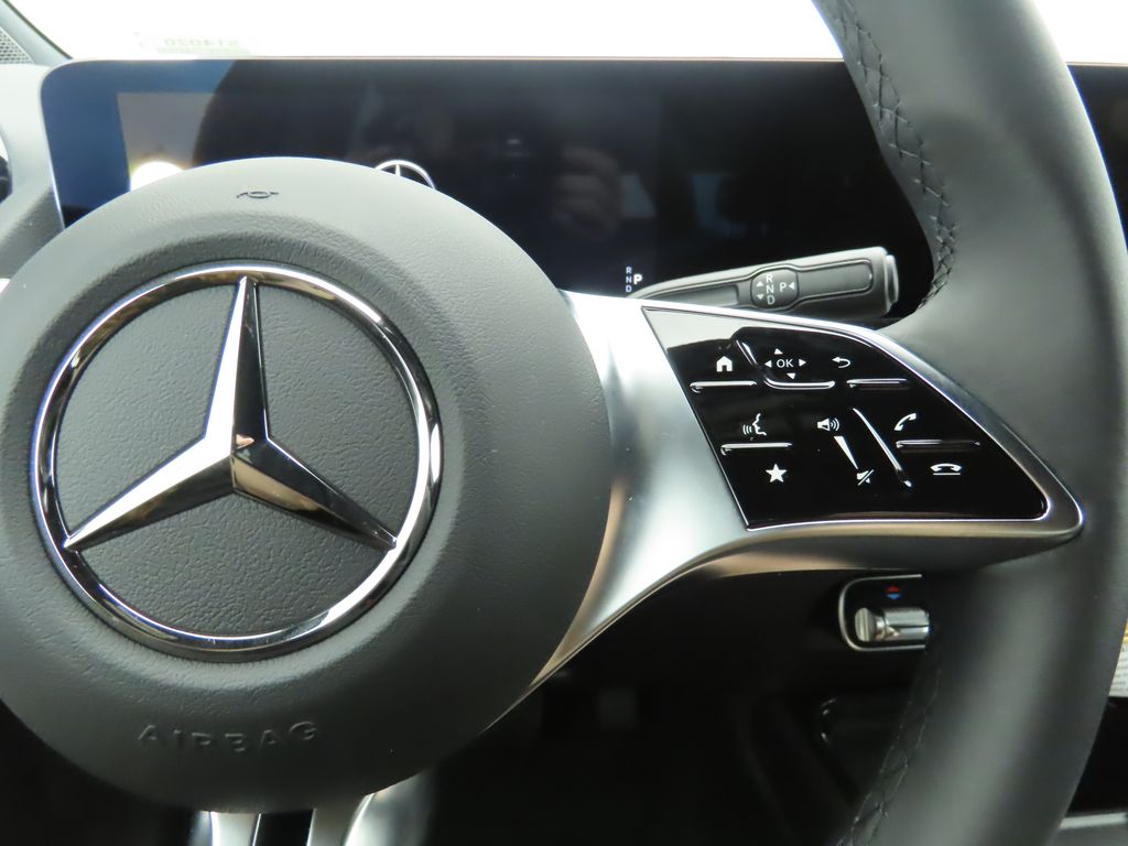 2025 Mercedes-Benz GLA 250 13