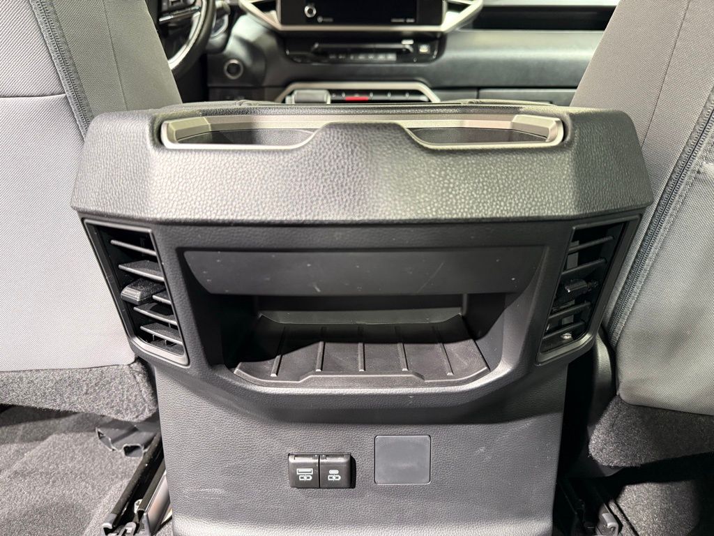 Thumbnail: 2024 Toyota Tundra - 18