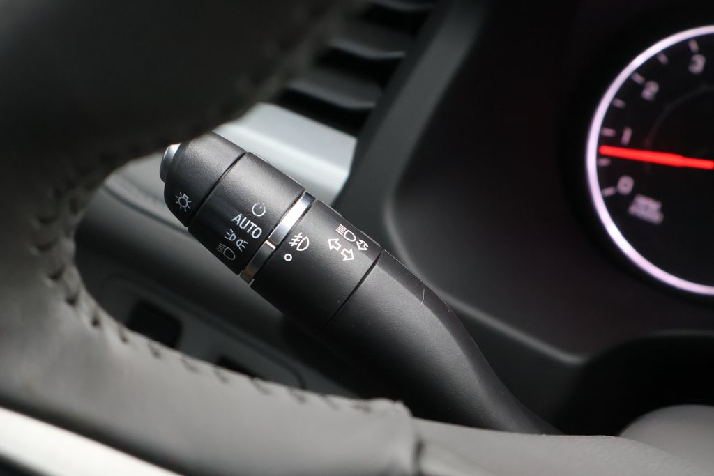 Thumbnail: 2019 GMC Acadia - 23