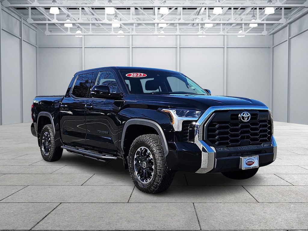 Thumbnail: 2023 Toyota Tundra - 3
