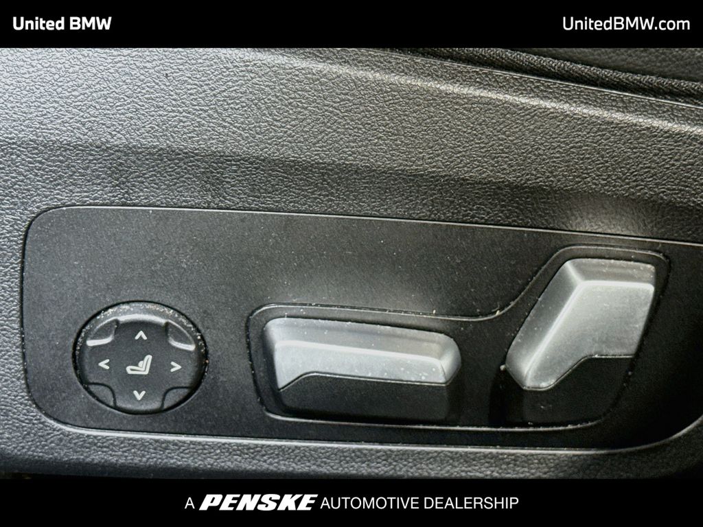 Thumbnail: 2024 BMW 4 Series - 4