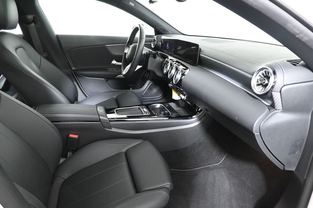 Thumbnail: 2025 Mercedes-Benz CLA - 26