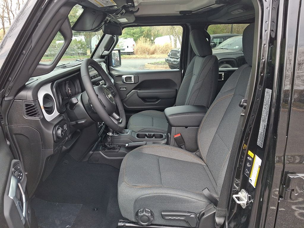New 2026 Jeep Wrangler SUV