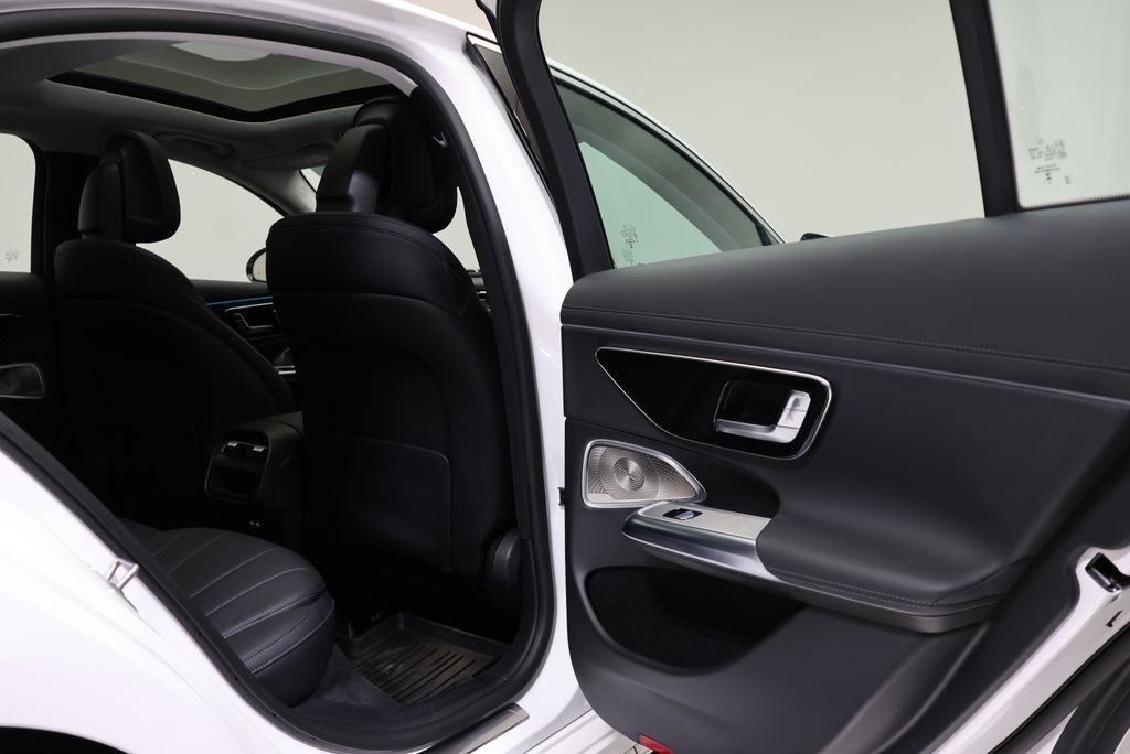 2025 Mercedes-Benz E-Class E350 - Photo 50