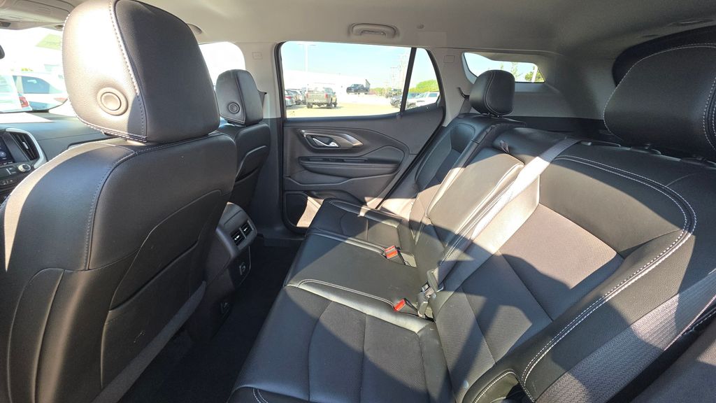 2024 GMC Terrain SLT - Photo 13