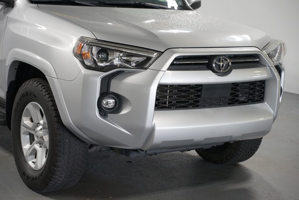 Thumbnail: 2021 Toyota 4Runner - 4