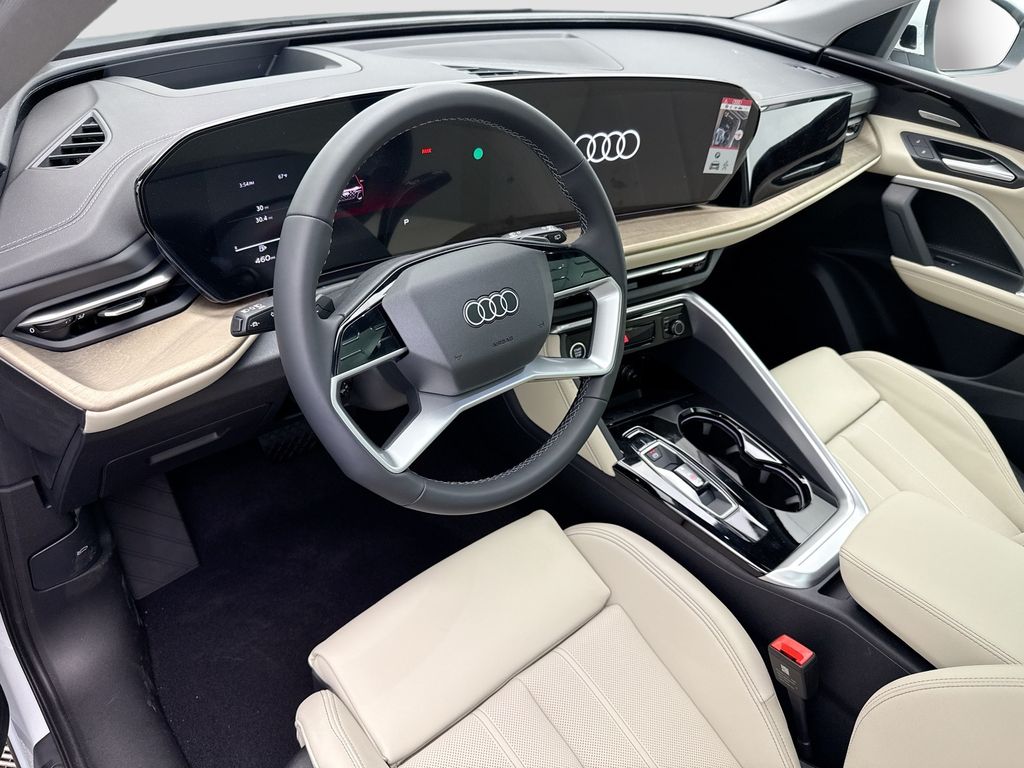 Thumbnail: 2025 Audi Q5 - 10