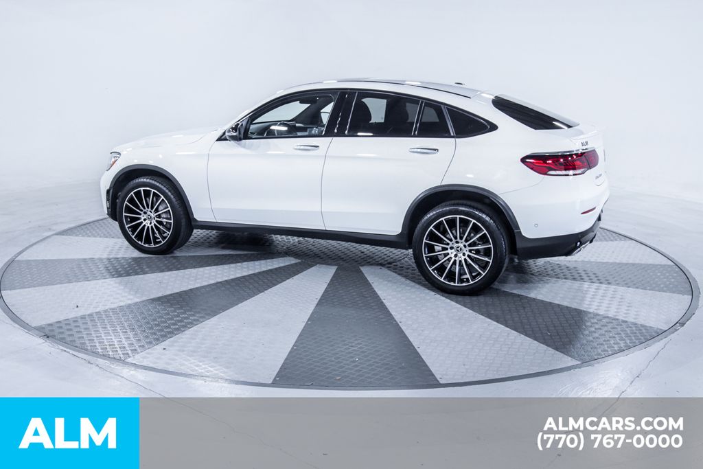Used 2022  Mercedes-Benz GLC 300 Coupe image 6