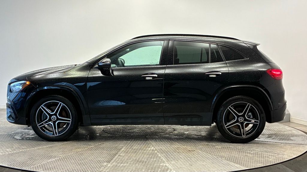 Thumbnail: 2025 Mercedes-Benz GLA - 2