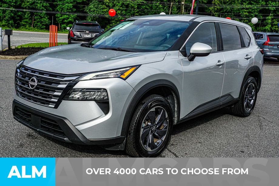 Used 2025 Silver Nissan SV image 2