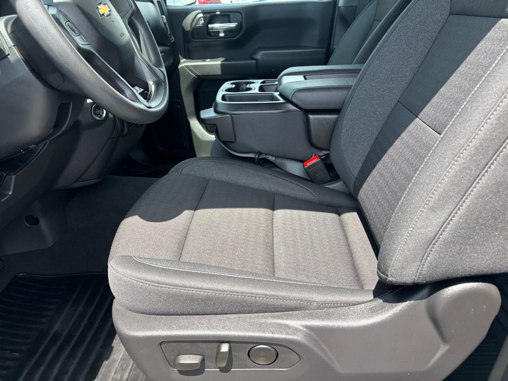 Used Car 2025 Chevrolet Silverado 1500  Custom For Sale Under $40,000 In Austin, Texas