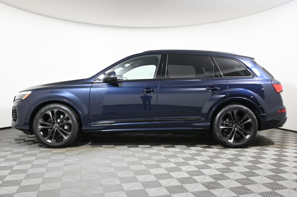 2025 Audi Q7  2