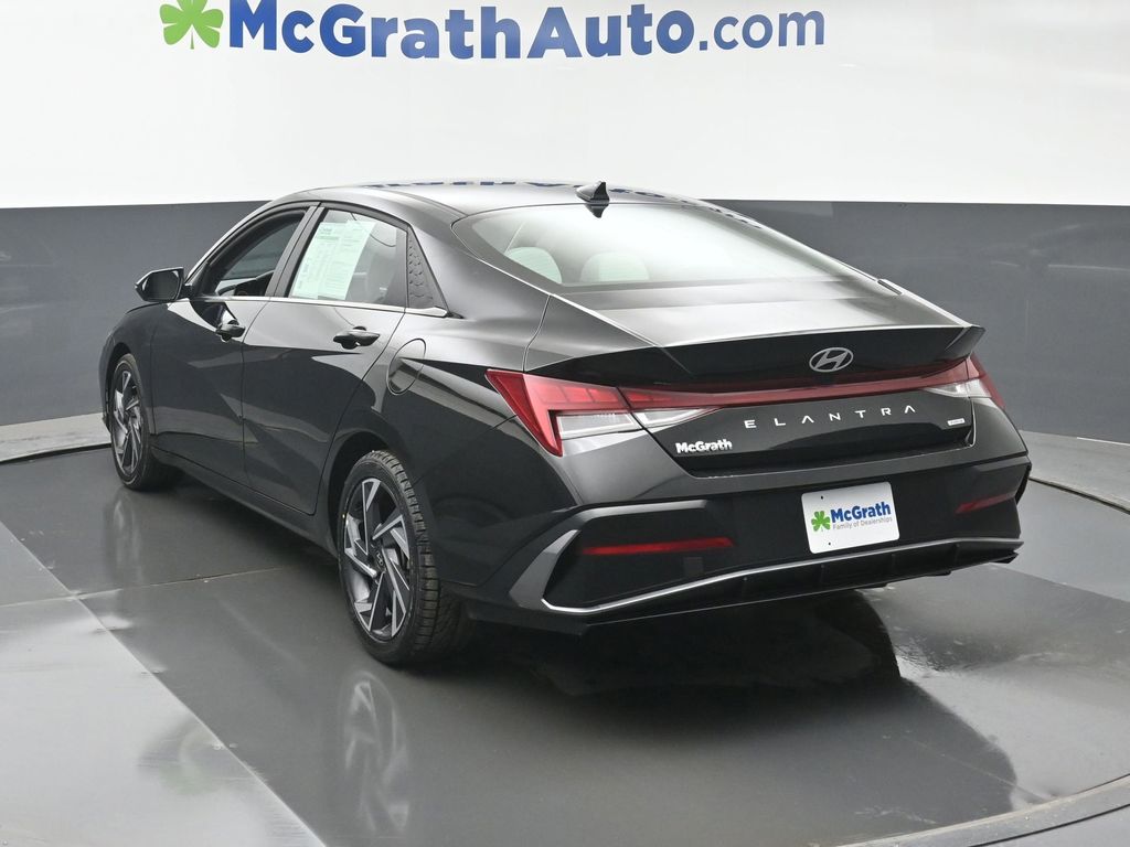 Certified Used 2025 Black Hyundai Limited image 23