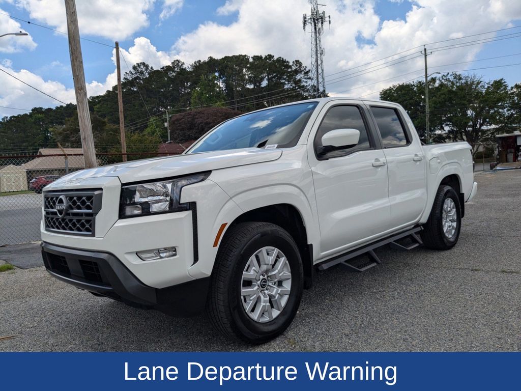 2024 Nissan Frontier SV