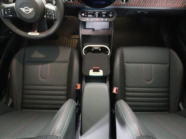 Thumbnail: 2026 MINI Cooper Countryman - 17