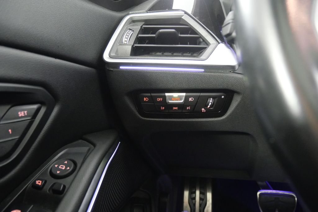 2022 BMW 3 Series 330i 18