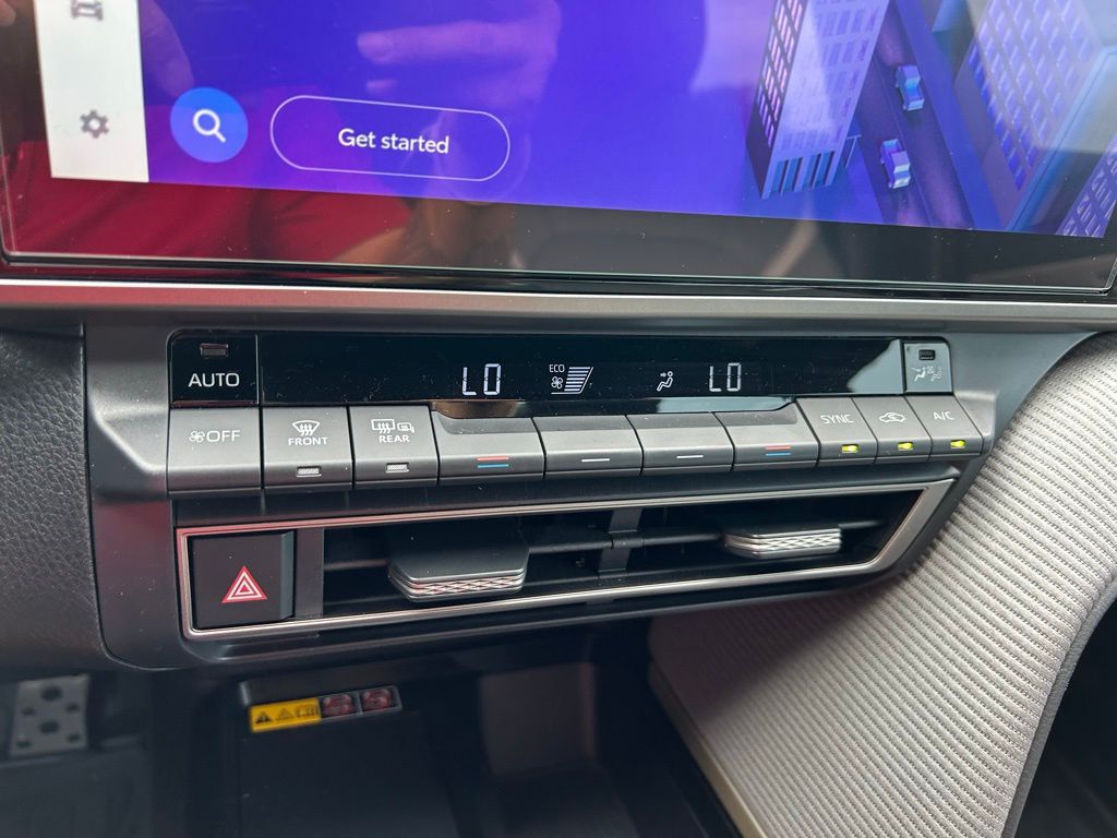 Thumbnail: 2025 Toyota Camry - 26