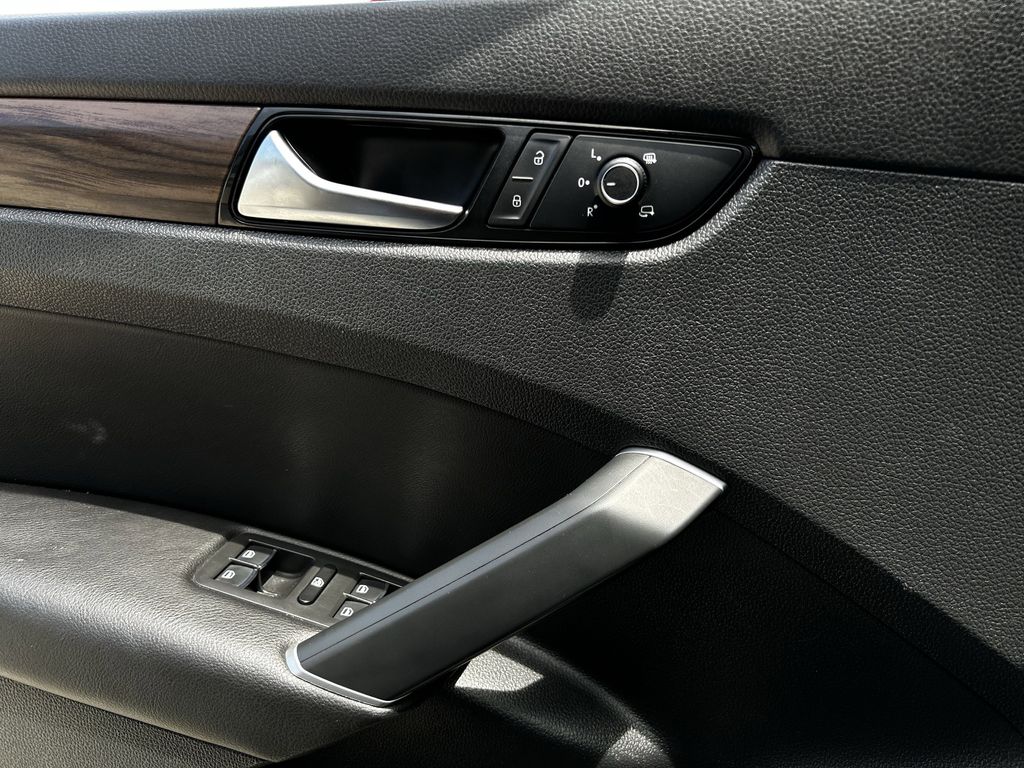 car-gallery-24