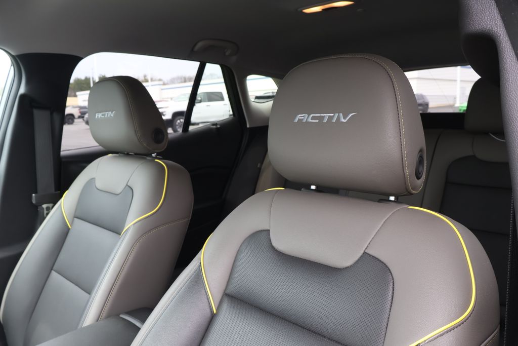 Thumbnail: 2025 Chevrolet Trax - 10