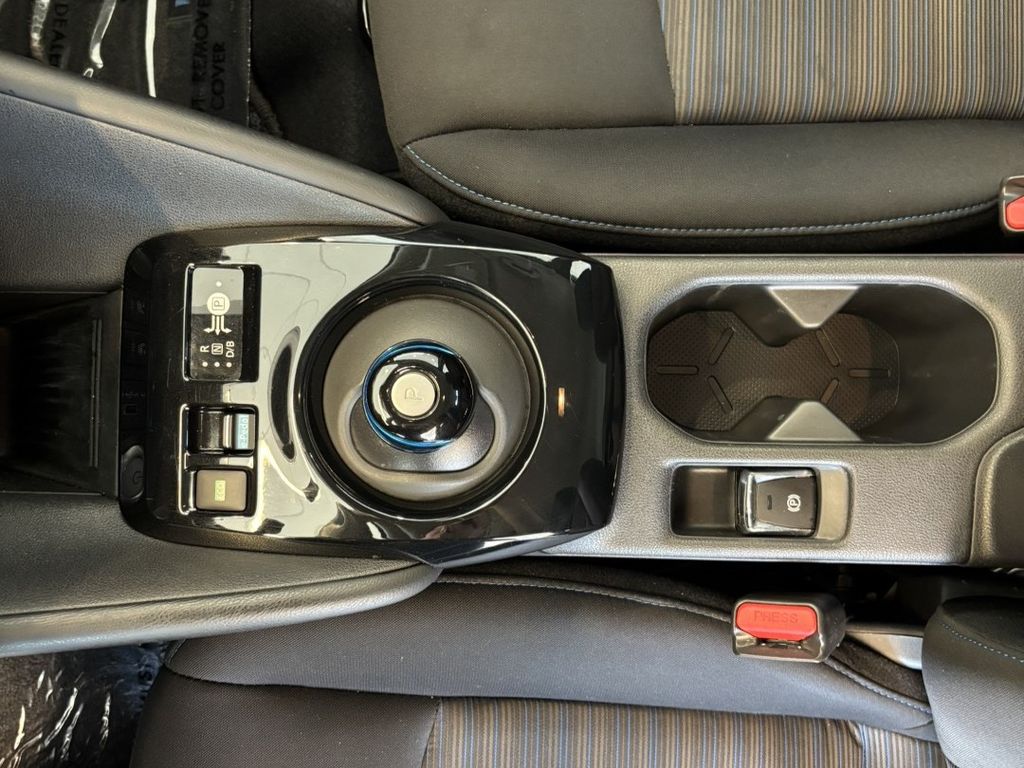 2024 Nissan Leaf SV Plus