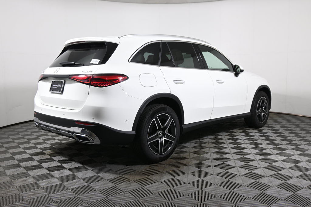 Thumbnail: 2026 Mercedes-Benz GLC - 7