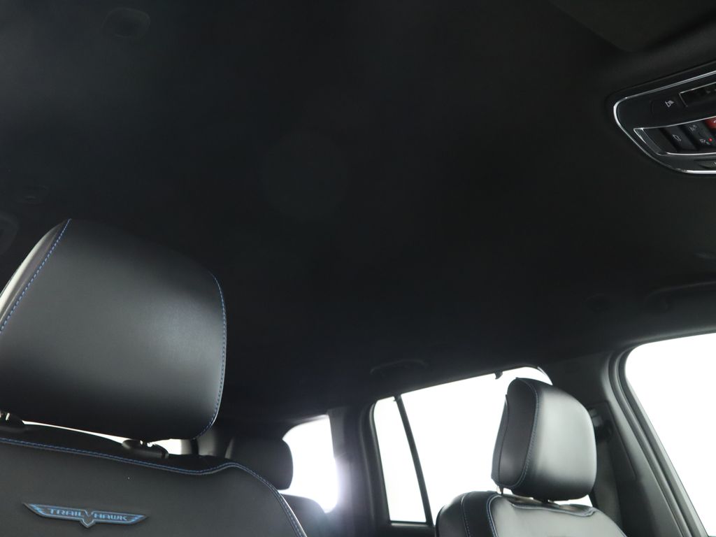 Thumbnail: 2022 Jeep Grand Cherokee - 19