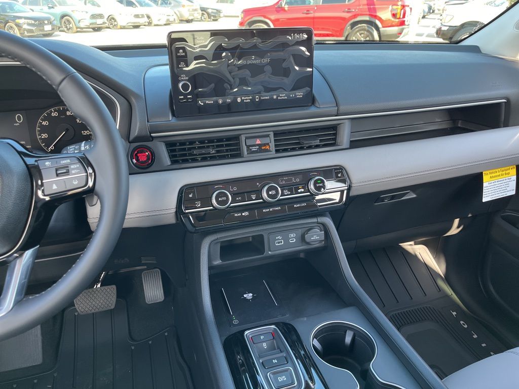 Thumbnail: 2025 Honda Pilot - 10