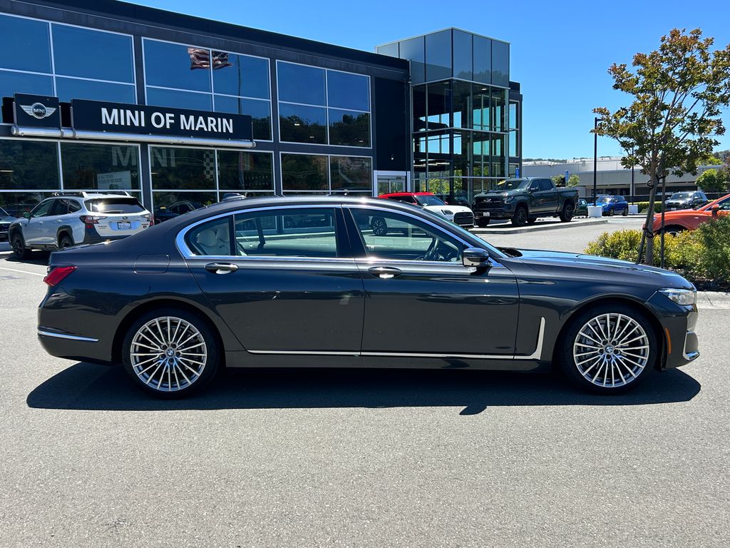 Thumbnail: 2022 BMW 7 Series - 6