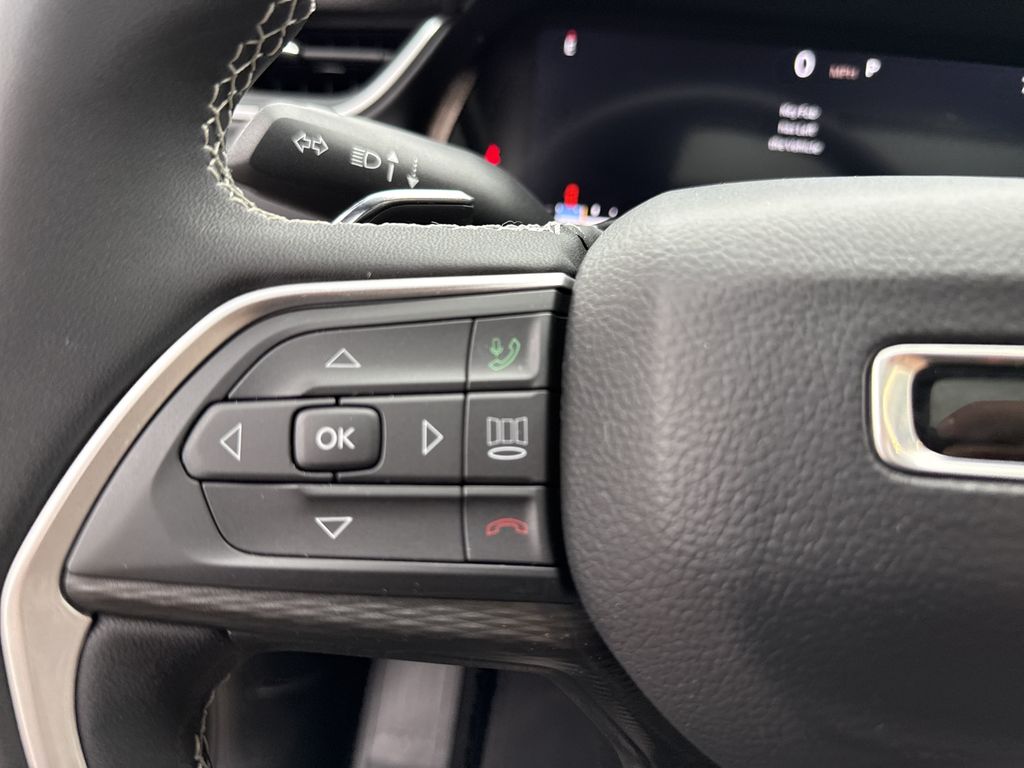 Used 2025 Jeep Grand Cherokee L SUV