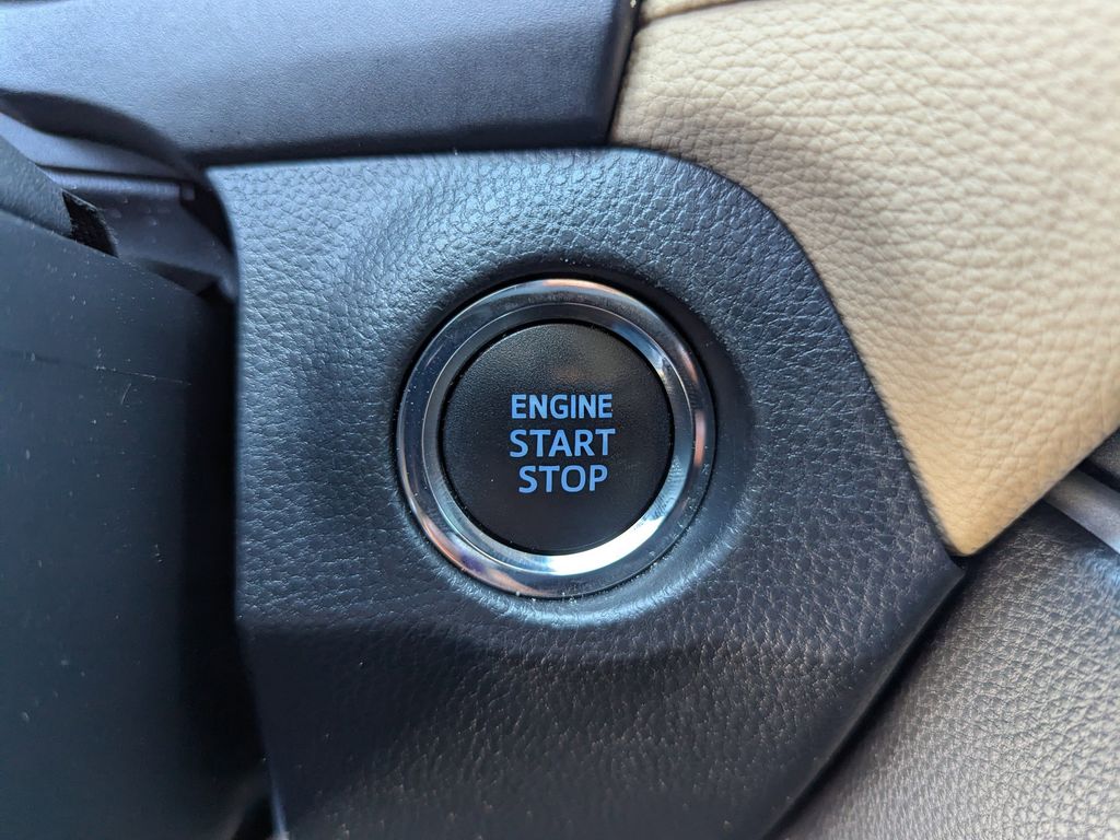 used 2020 Toyota RAV4 car, priced at $21,291