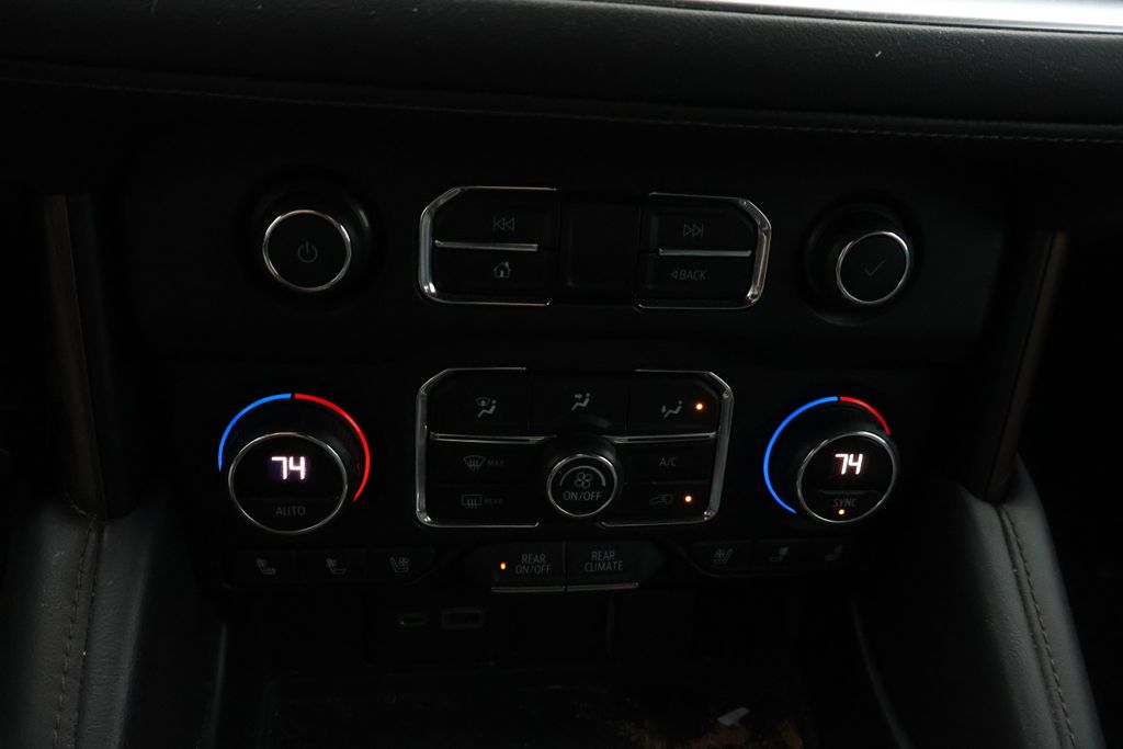 Thumbnail: 2021 Chevrolet Tahoe - 26