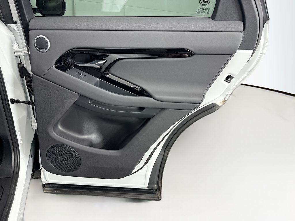 Thumbnail: 2025 Land Rover Range Rover Evoque - 26