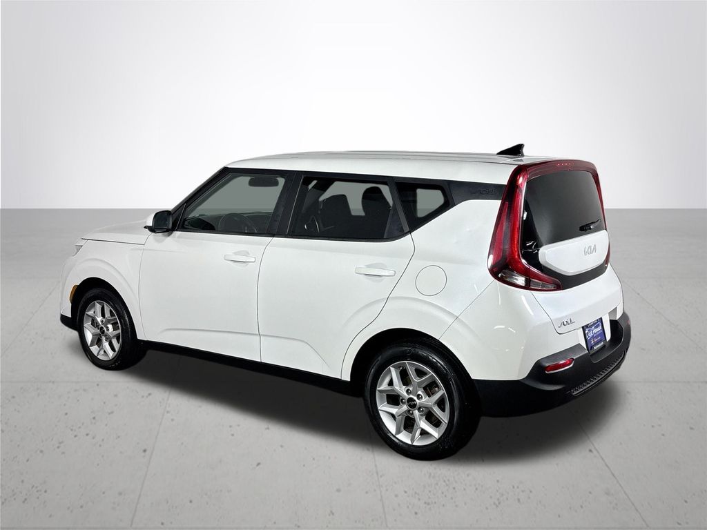 2022 Kia Soul LX