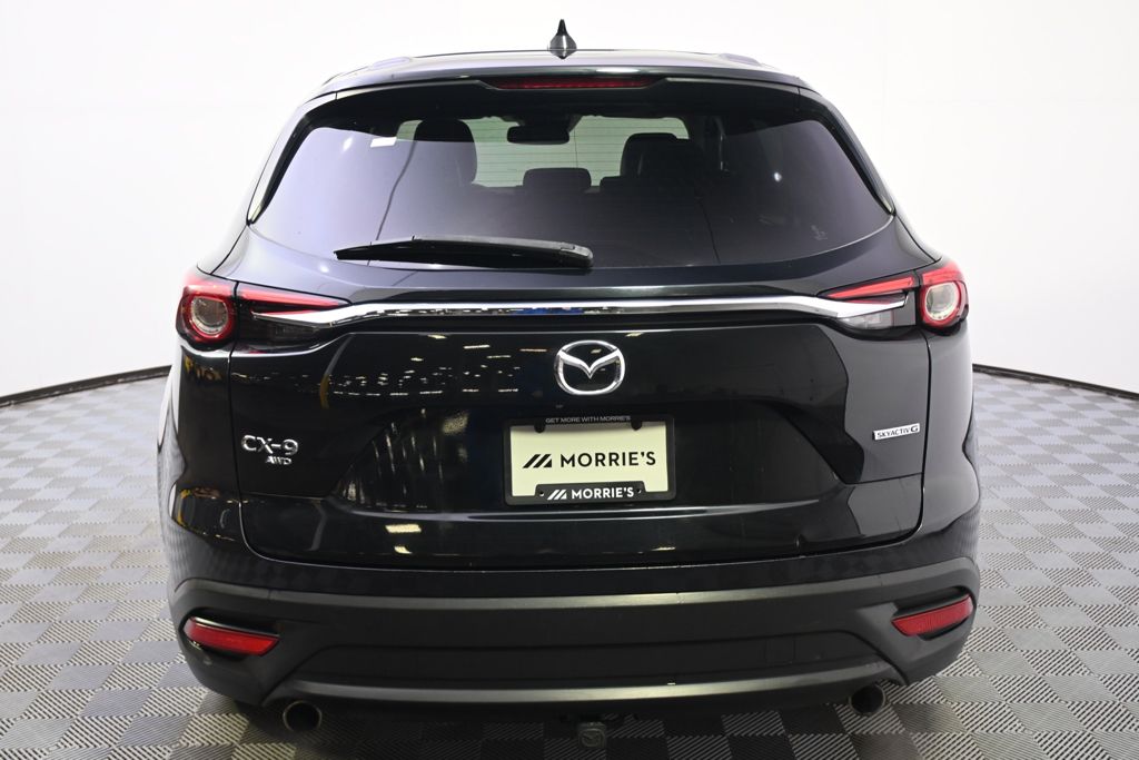 View vehicle photo 5