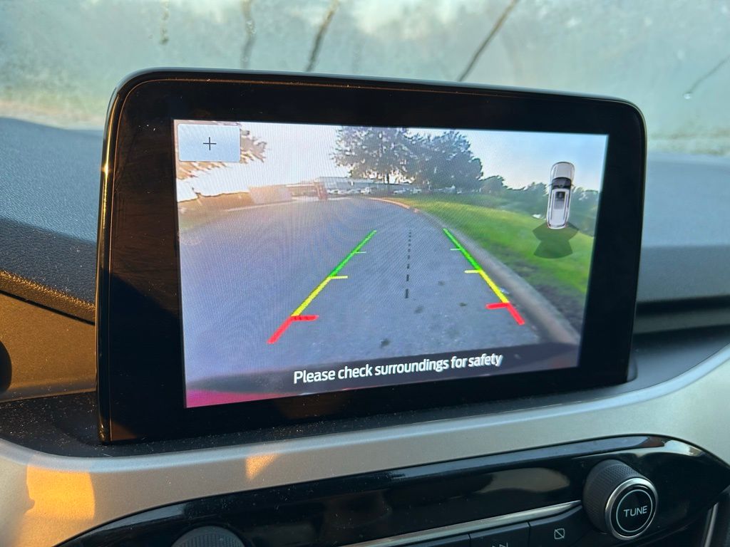 Thumbnail: 2020 Ford Escape - 25